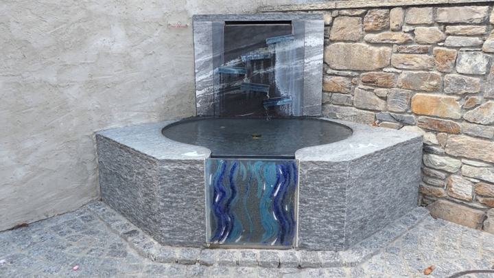 Fontana Piazza Bossoli Canobbio